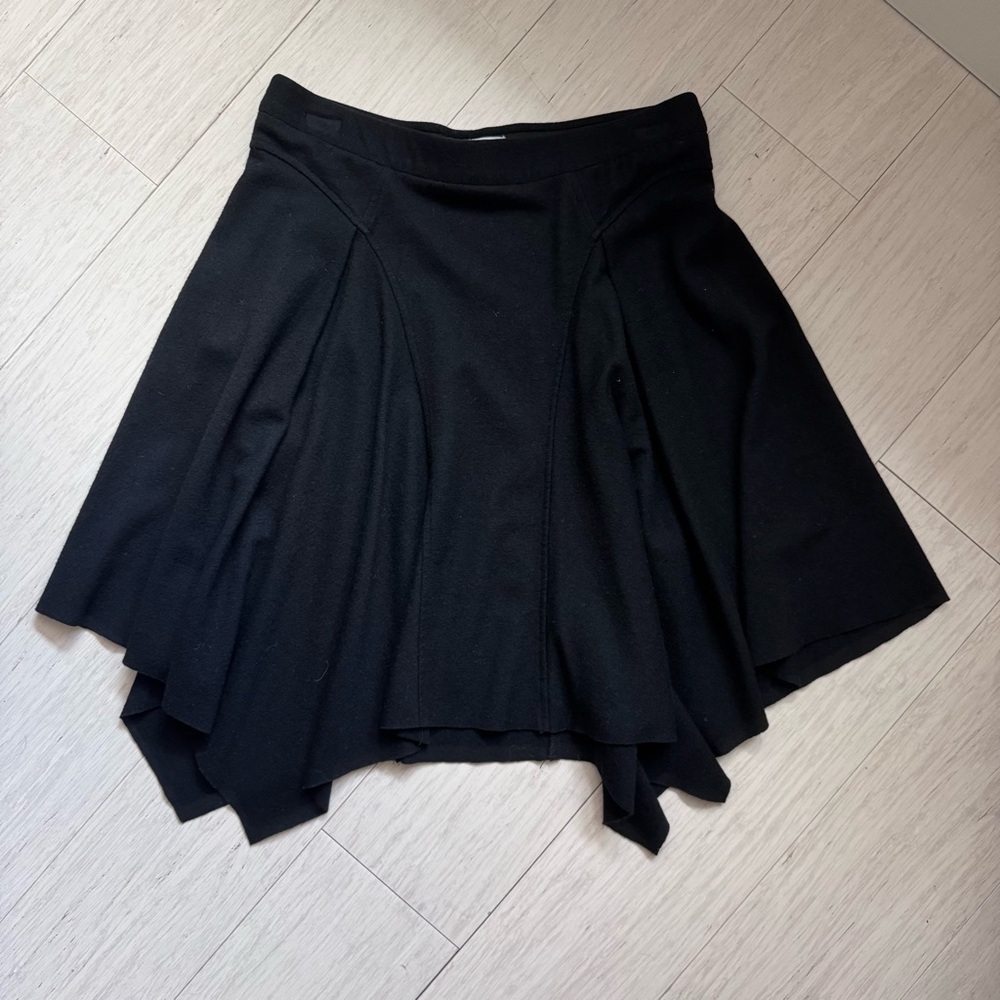 Helmet Lang Black skirt w Asymmetrical hem